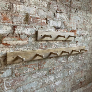 Shaker Peg Rail (3 or 6 peg)